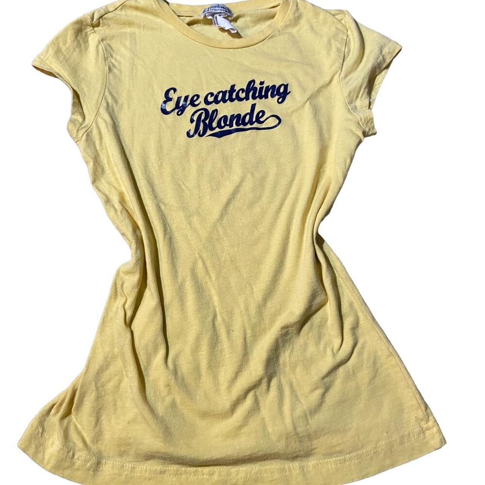 Eye catching blonde baby tee
